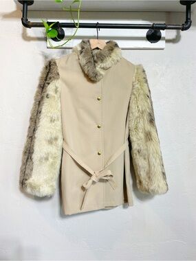 Vintage Country Pacer coat, beige, women's size S/M, with faux fur sleeves.